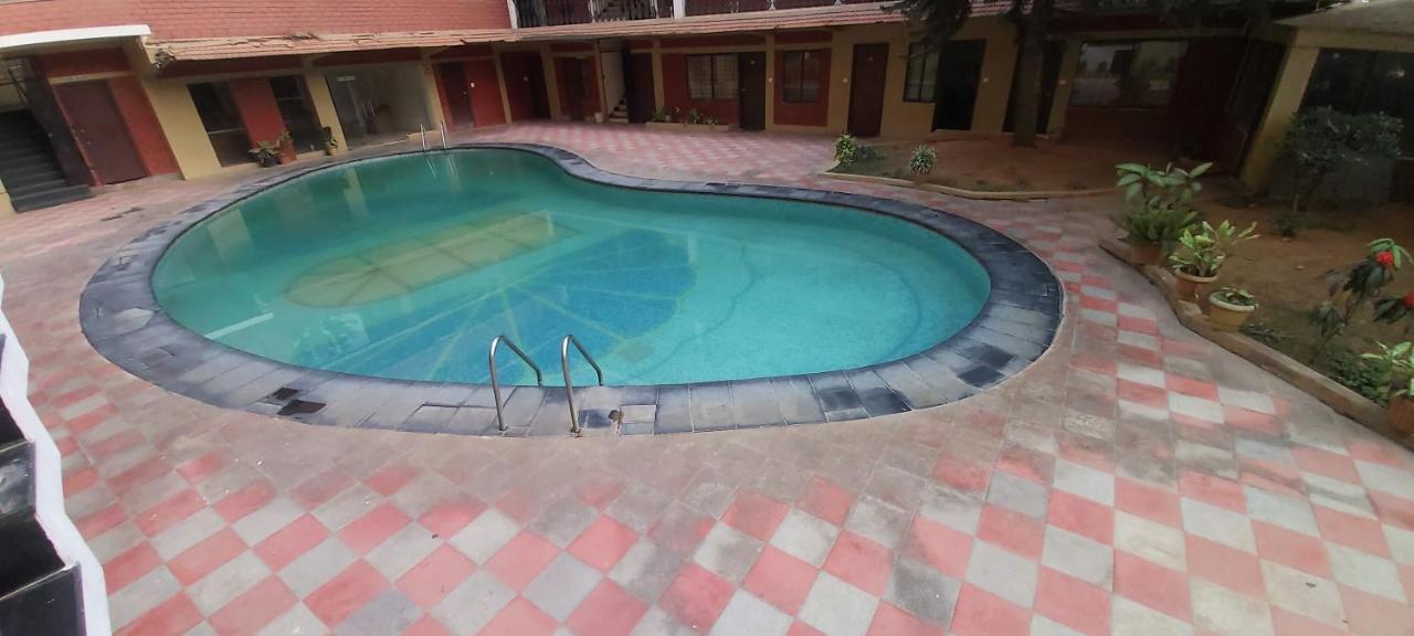Suvarna Regency Hassan Exteriér fotografie