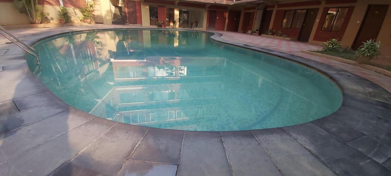 Suvarna Regency Hassan Exteriér fotografie