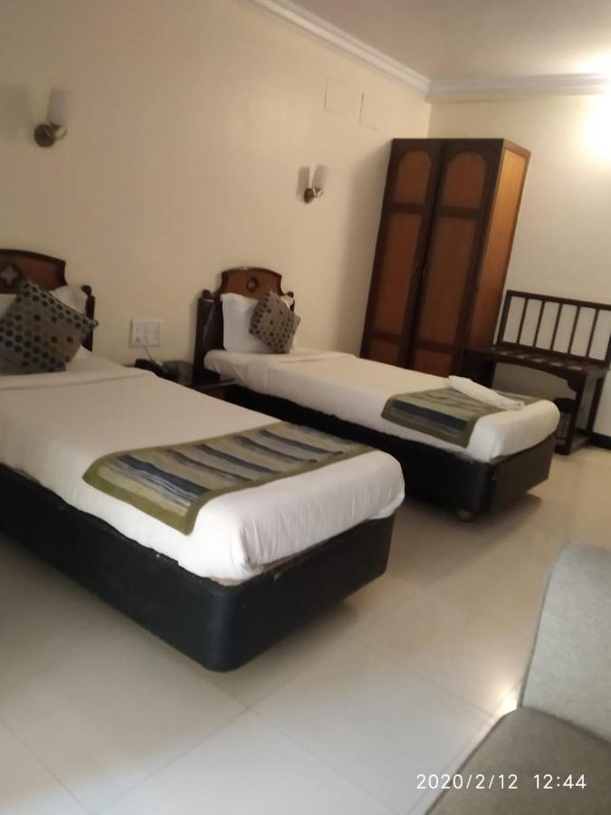 Suvarna Regency Hassan Exteriér fotografie