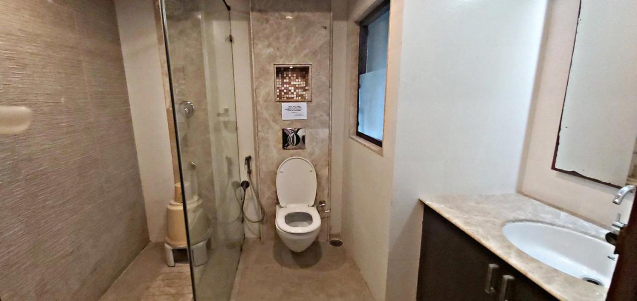 Suvarna Regency Hassan Exteriér fotografie