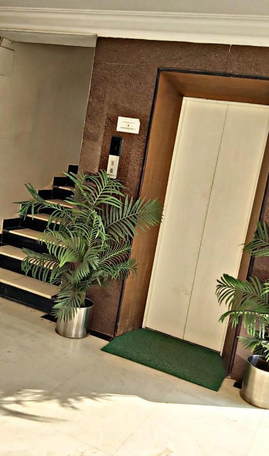Suvarna Regency Hassan Exteriér fotografie